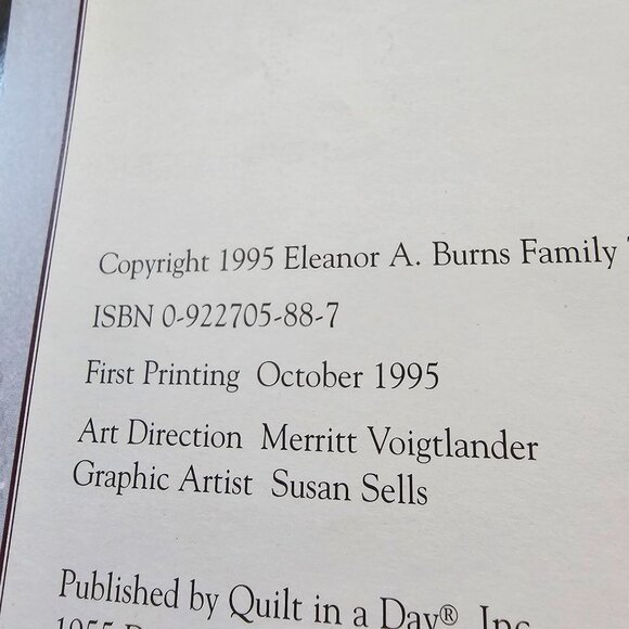 Set Of Vintage Christmas Quilt & Craft Books By Eleanor Burns & Nancy J. Martin - Picture 2 of 14